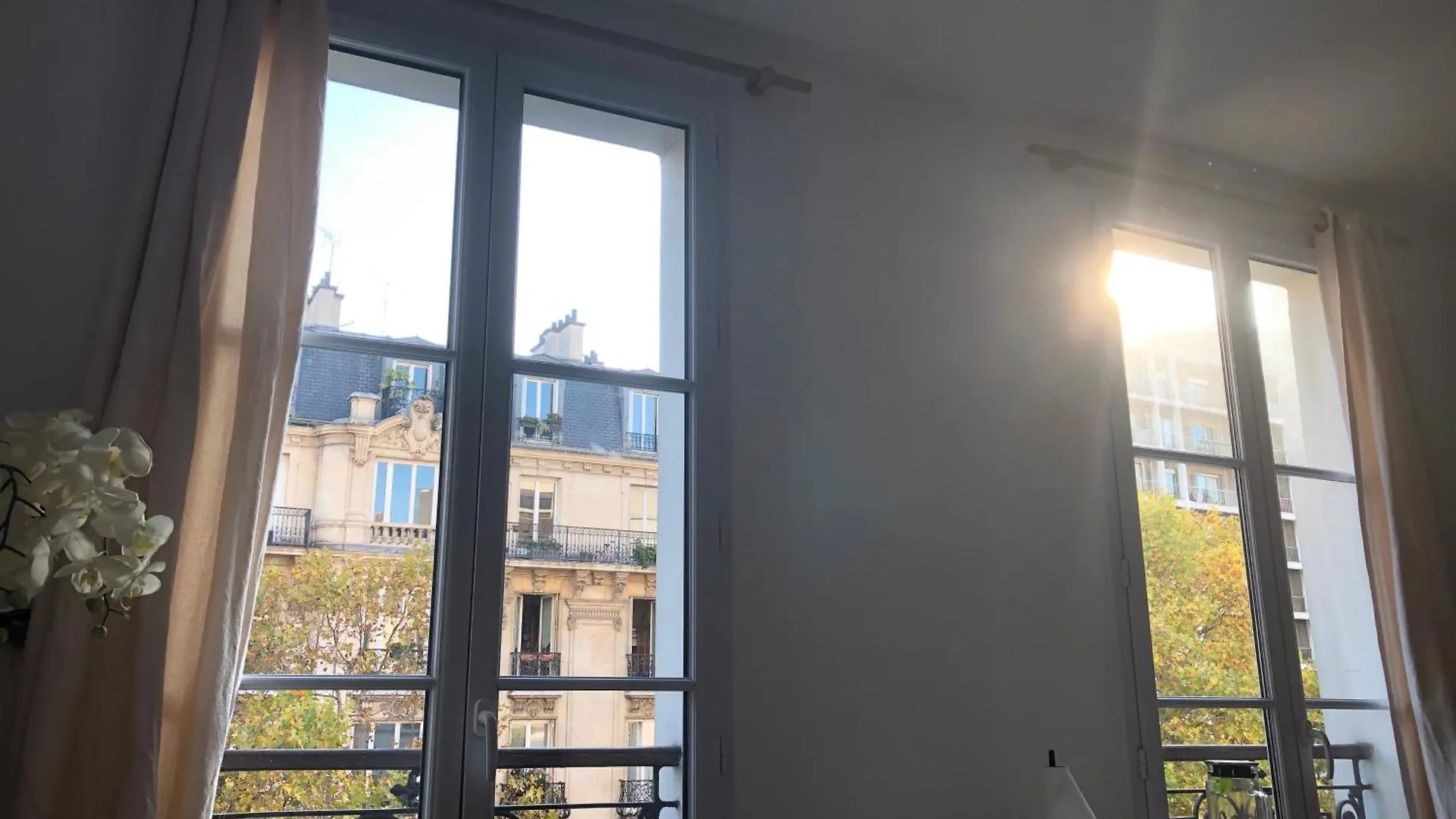 Apartment Paris Appartment At Alesia